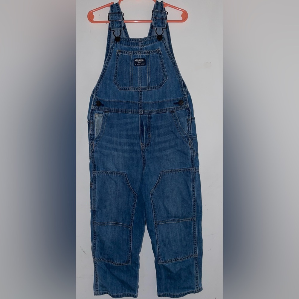 OSH KOSH boys 5t Overalls.